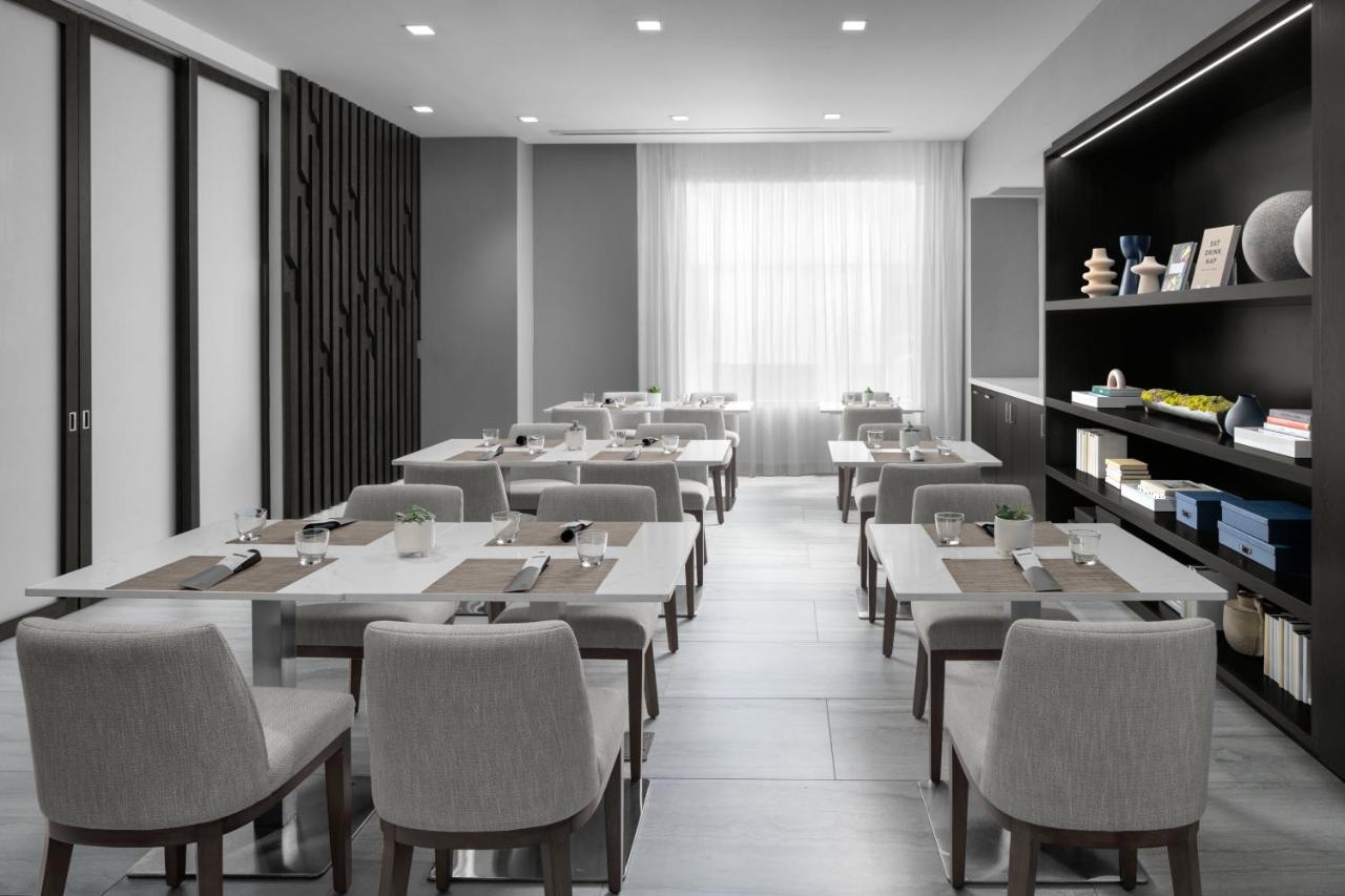 Ac Hotel By Marriott Miami Dadeland Glenvar Heights Екстериор снимка