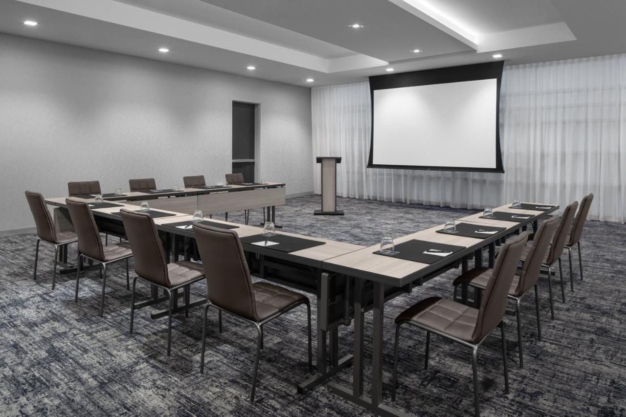 Ac Hotel By Marriott Miami Dadeland Glenvar Heights Екстериор снимка