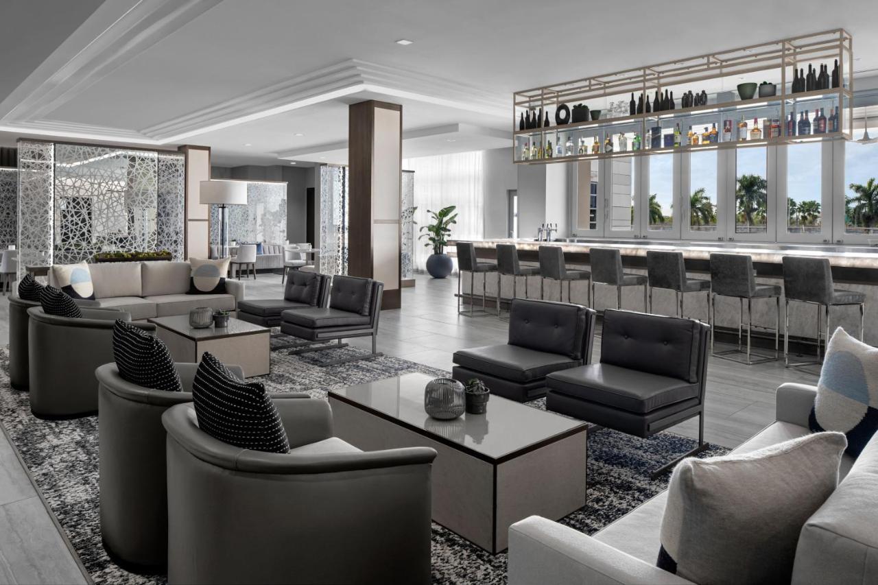 Ac Hotel By Marriott Miami Dadeland Glenvar Heights Екстериор снимка