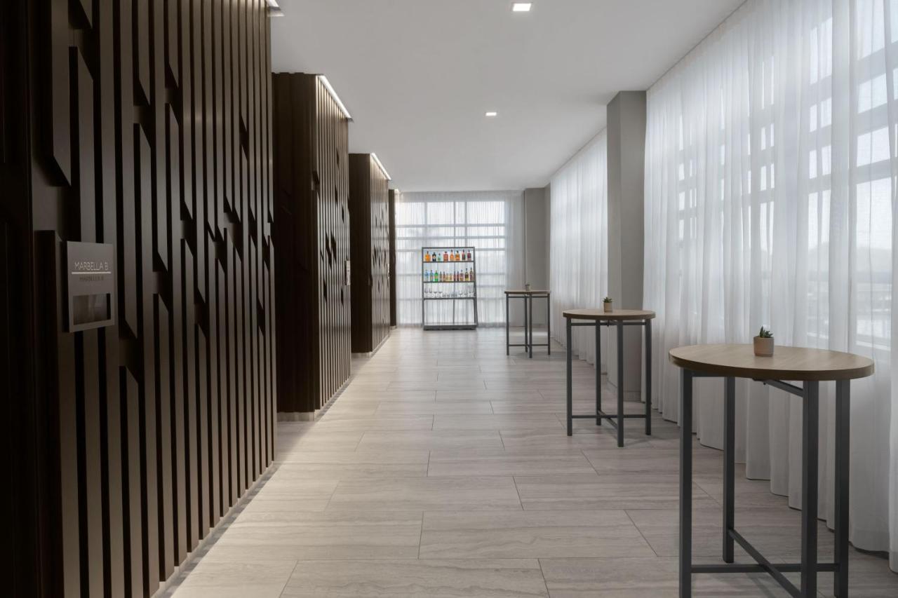Ac Hotel By Marriott Miami Dadeland Glenvar Heights Екстериор снимка