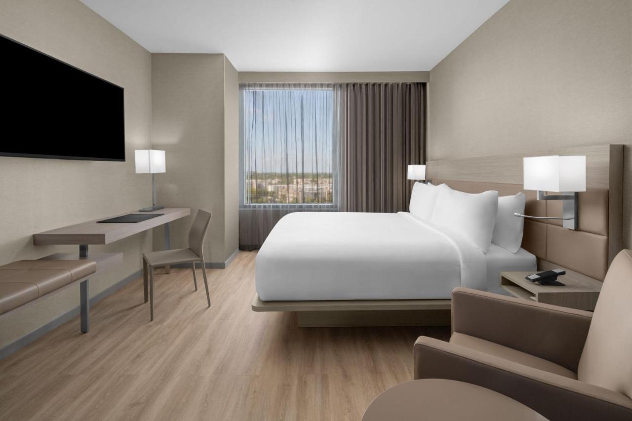 Ac Hotel By Marriott Miami Dadeland Glenvar Heights Екстериор снимка