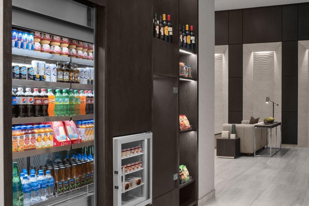 Ac Hotel By Marriott Miami Dadeland Glenvar Heights Екстериор снимка
